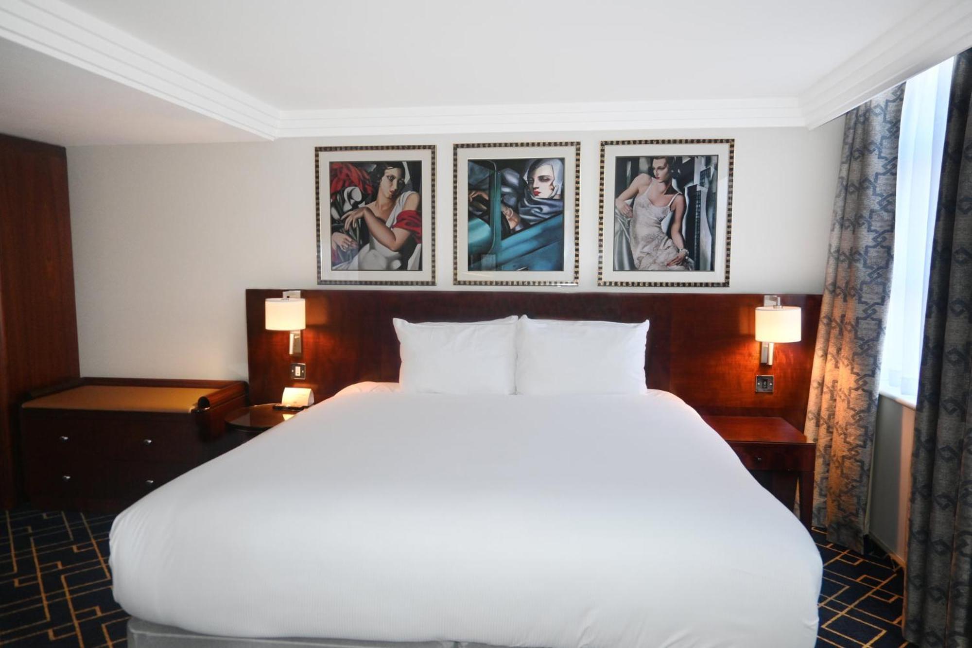 Crowne Plaza - John Lennon Airport By Ihg Hotel