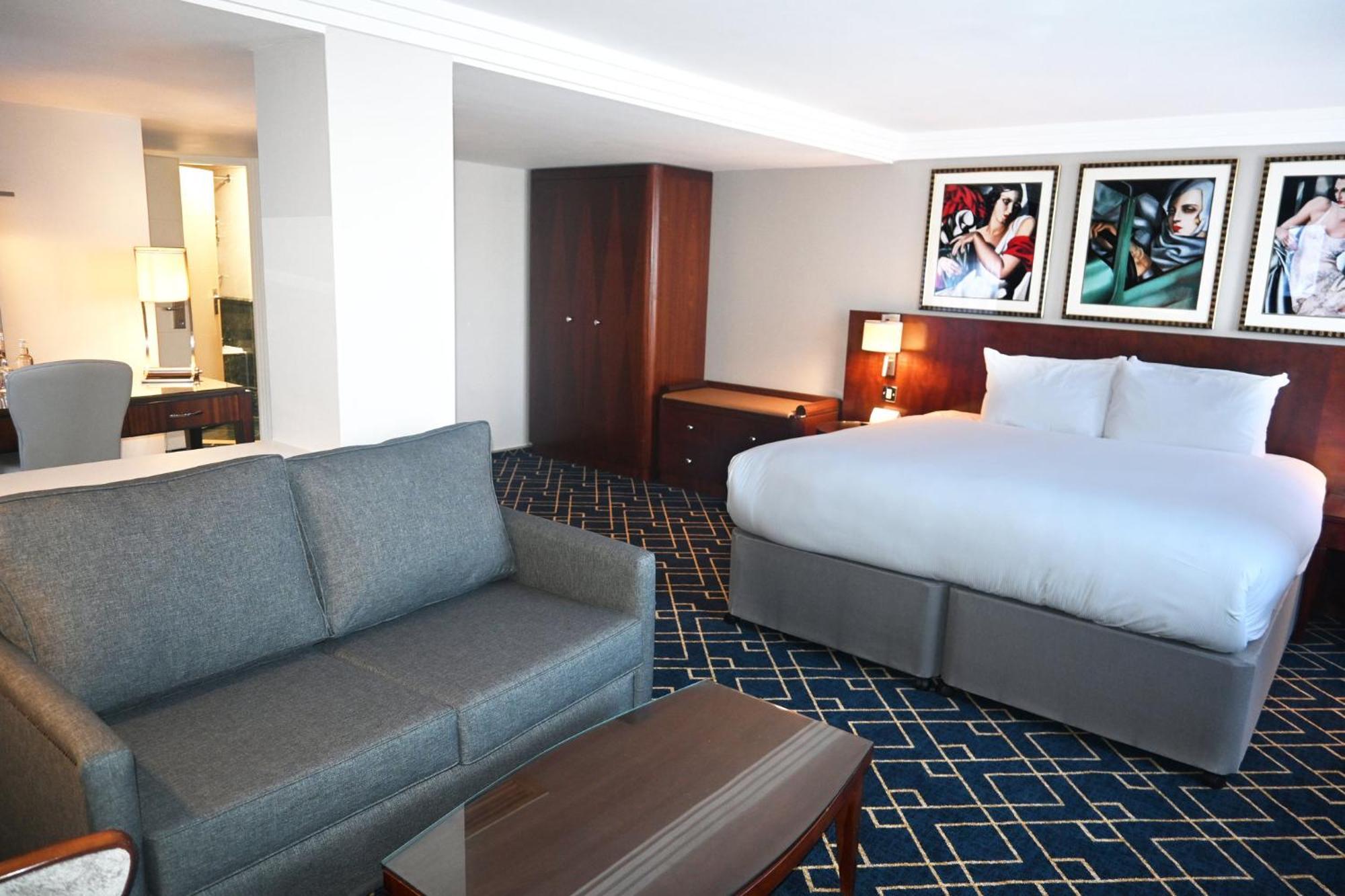 Crowne Plaza - John Lennon Airport By Ihg Hotel